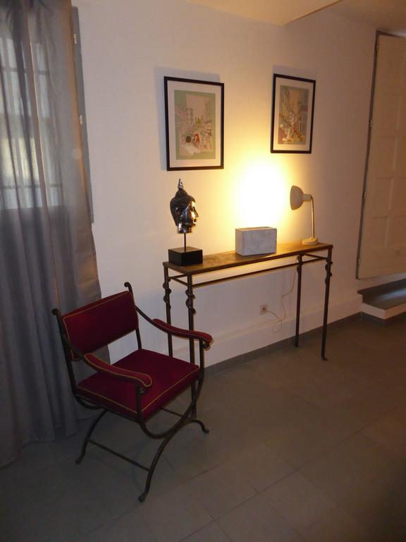 Le Planet 52 Apartment LʼIsle-sur-la-Sorgue Екстериор снимка