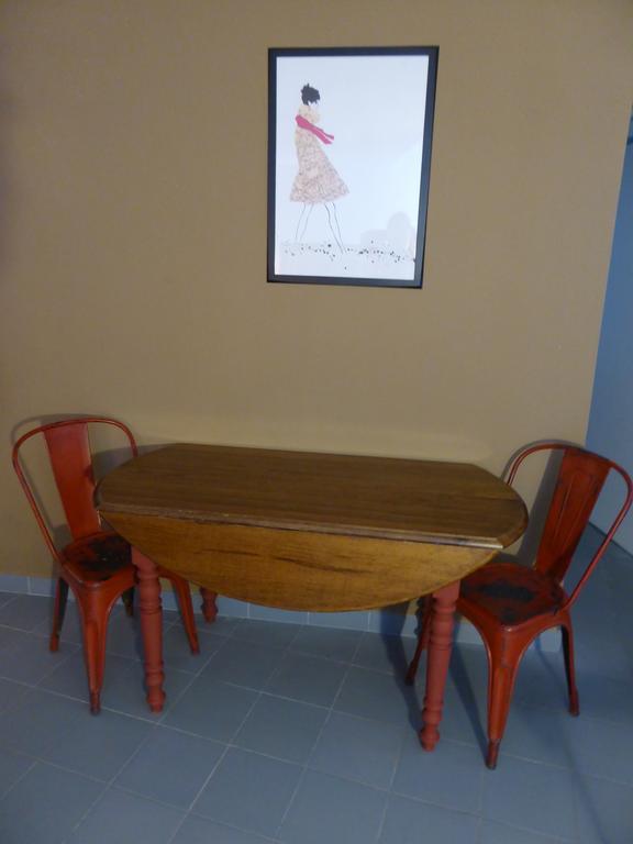 Le Planet 52 Apartment LʼIsle-sur-la-Sorgue Екстериор снимка